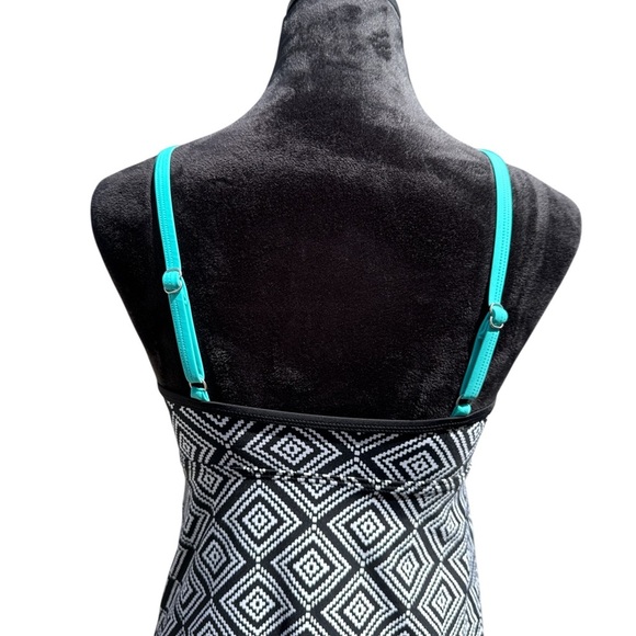 Title Nine Geometric Patterned Tank Dress Size XS - Picture 6 of 12